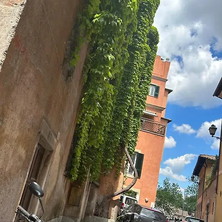Garden House Trastevere Apartment Rome